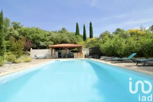 Maison traditionnelle à Cotignac (83570)