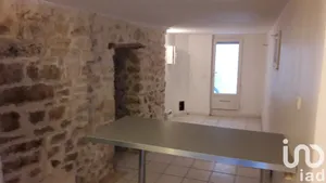 Appartement à Saint-Maximin-la-Sainte-Baume (83470)