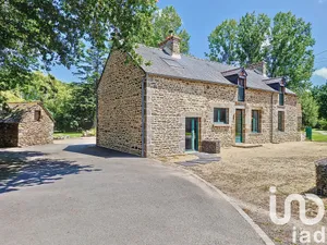 Maison à Dol-de-Bretagne (35120)