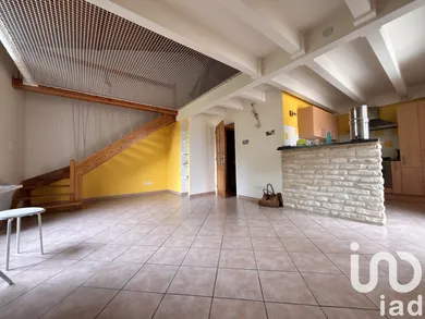 Village house in Vesseaux (07200)