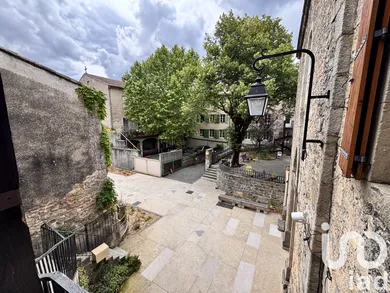 Maison de village à Vesseaux (07200)