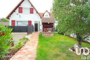 House at Le Plessis-Bouchard (95130)