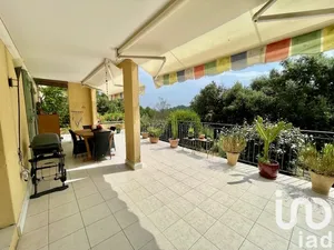 Apartment at Mougins (06250)
