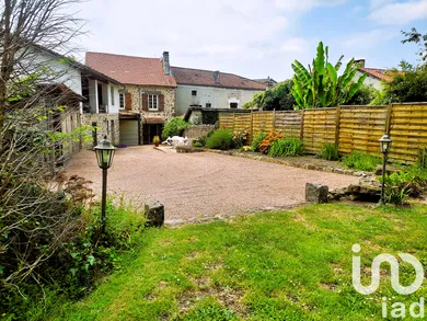 Village house at Busserolles (24360)