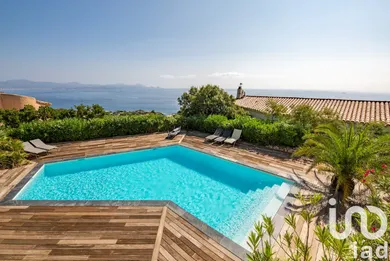 Appartement à Roquebrune-sur-Argens (83380)