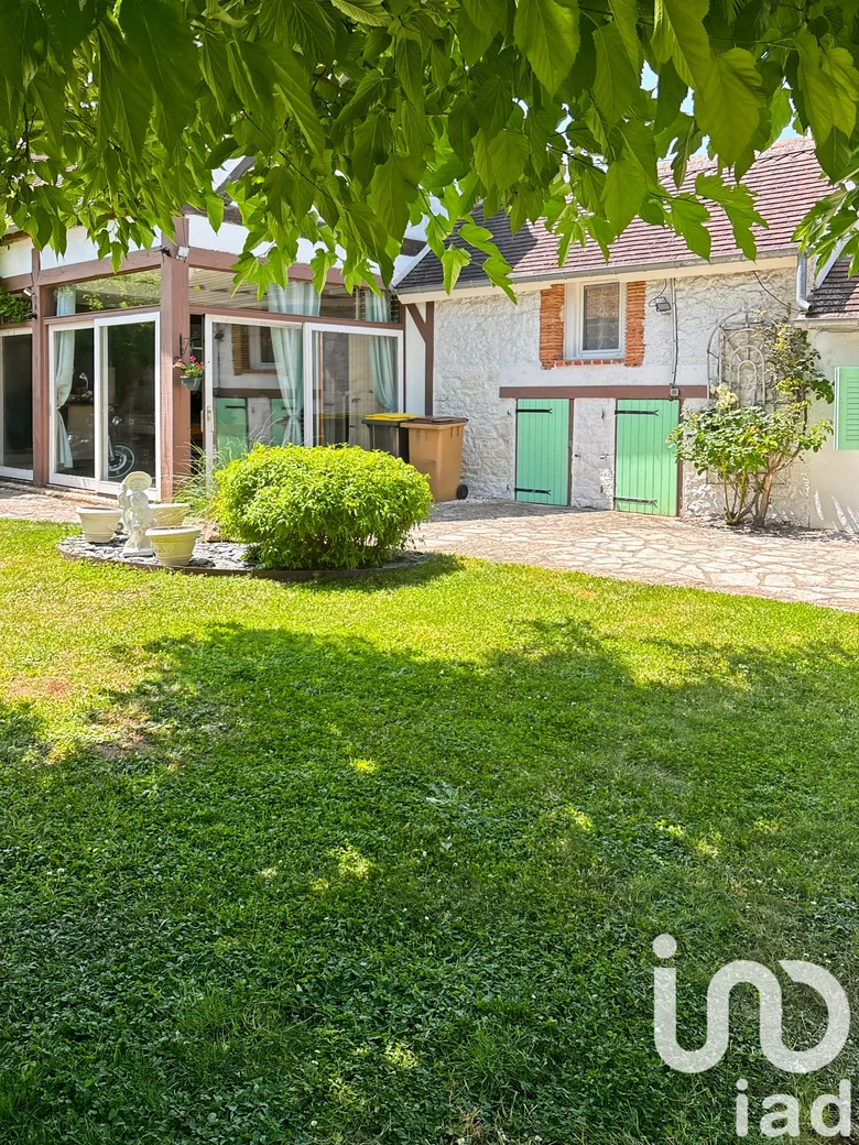 Maison 5 pièces 155 m² · à Nargis · 155 m² · 179 000 €
