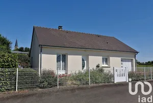 House at Placé (53240)