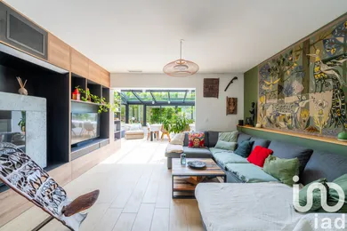 House at Pertuis (84120)