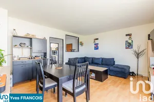 Apartment at Saint-Michel-sur-Orge (91240)