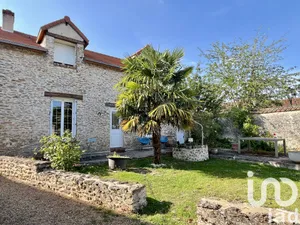 Maison à Le Perray-en-Yvelines (78610)