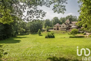 Domaine à Puy-l'Évêque (46700)