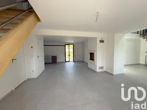 Maison traditionnelle à Châtenay-sur-Seine (77126)