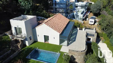 Maison à La Croix-Valmer (83420)