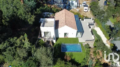 Maison à La Croix-Valmer (83420)