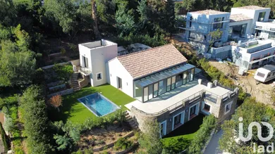 Maison à La Croix-Valmer (83420)