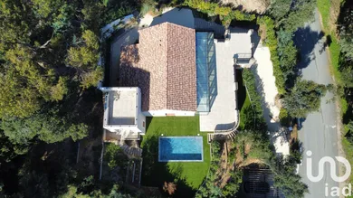 Maison à La Croix-Valmer (83420)