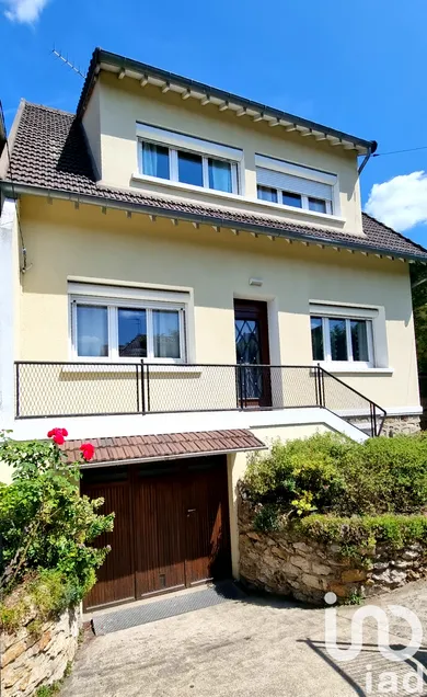 Detached house at Villeneuve-le-Roi (94290)
