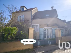 Maison de village à Asquins (89450)