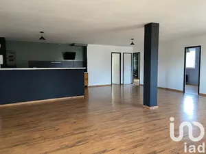 Apartment at Saint-Vallier (71230)
