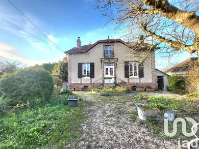 Traditional house at Châtenay-sur-Seine (77126)
