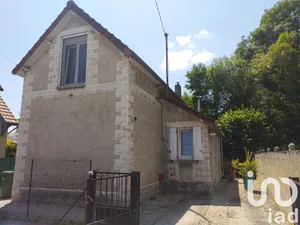 House at Troyes (10000)