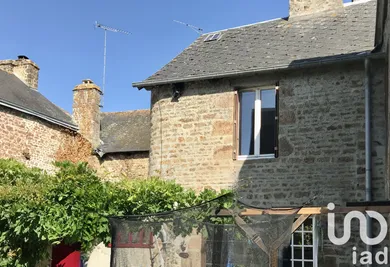 Traditional house in Lassay-les-Châteaux (53110)