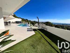 House at Bandol (83150)