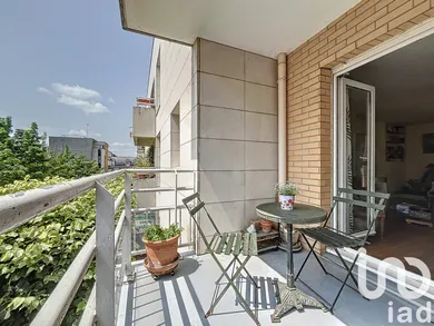 Apartment at La Garenne-Colombes (92250)