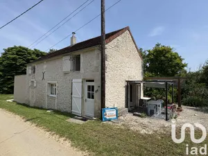 Maison traditionnelle à Coulangeron (89580)