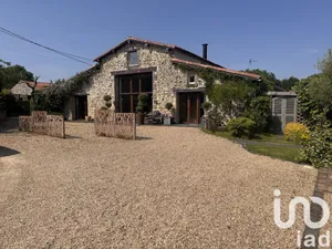 Grange à Vouvant (85120)