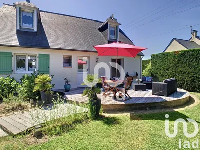 Maison traditionnelle à Sucé-sur-Erdre (44240)