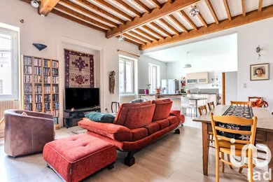 Apartment in Saint-Étienne (42100)