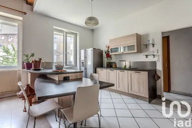 Apartment in Saint-Étienne (42100)