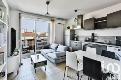 Apartment at Saint-Priest (69800)