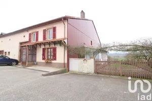 Maison de village à Fraquelfing (57790)
