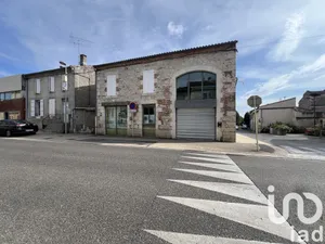 Building at Bon-Encontre (47240)