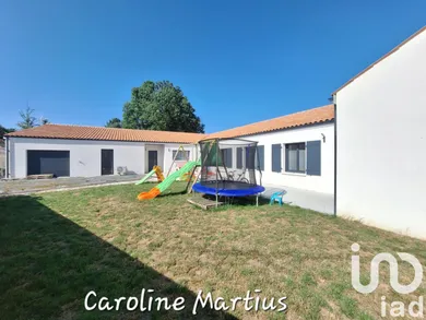 Maison traditionnelle à Bouhet (17540)