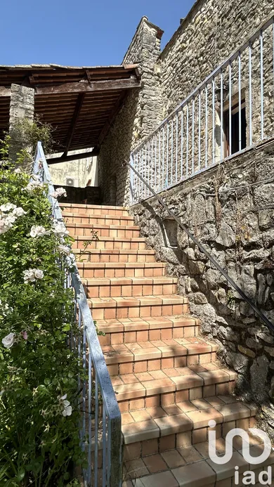 Village house in Gras (07700)