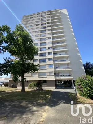 Apartment at Viry-Châtillon (91170)
