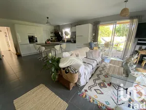 House in Izon (33450)