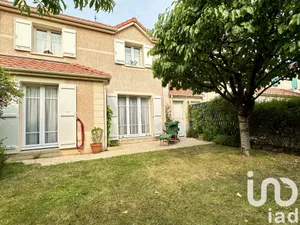 House at Éragny (95610)