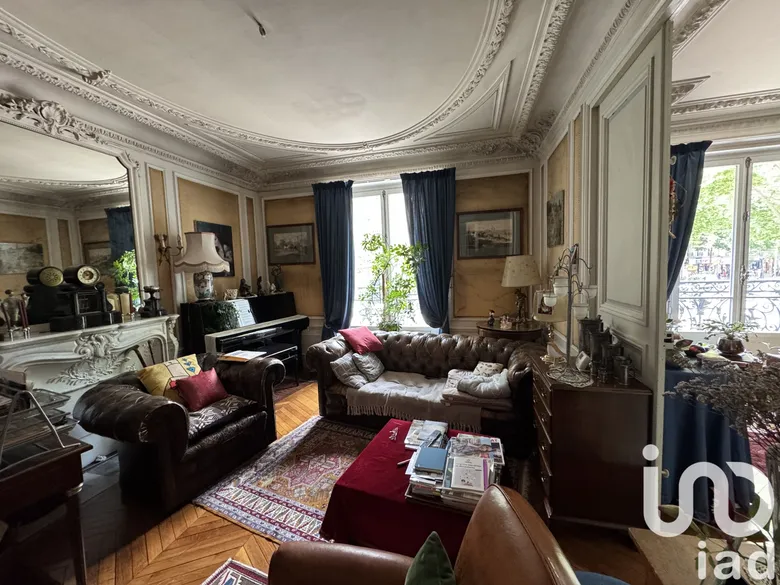 Appartement 5 pièces 117 m² · à Paris · 117 m² · 815 000 €