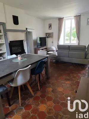Maison à Chenoise (77160)