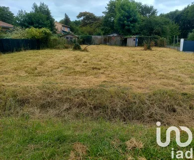 Terrain à bâtir à Blanquefort (33290)