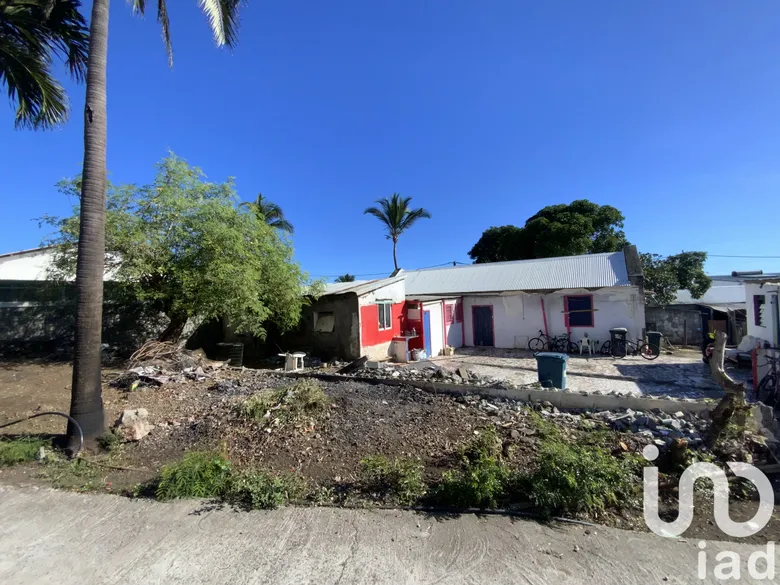 Terrain à Saint-Leu (97424) · 736 000 €