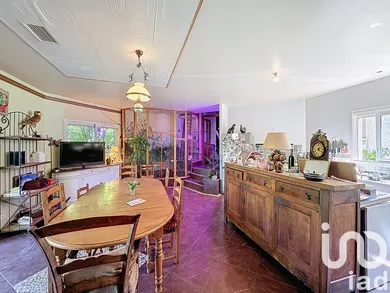 Architectural house at Razengues (32600)