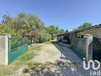 Maison d'architecte à Razengues (32600)