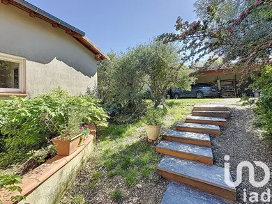 Maison d'architecte à Razengues (32600)