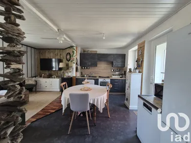 Traditional house in Saint-Julien-des-Landes (85150)