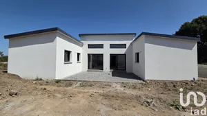 House at Marzan (56130)